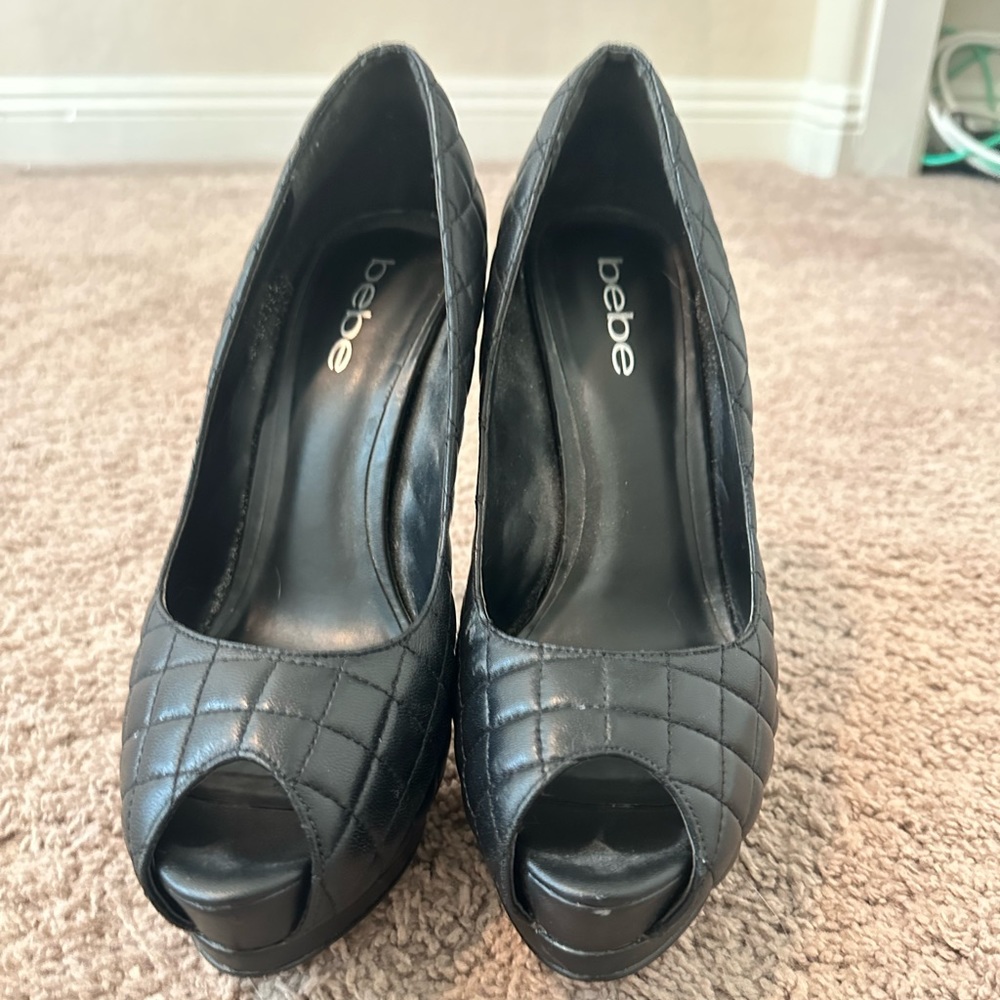 Bebe heels size 9 barely worn